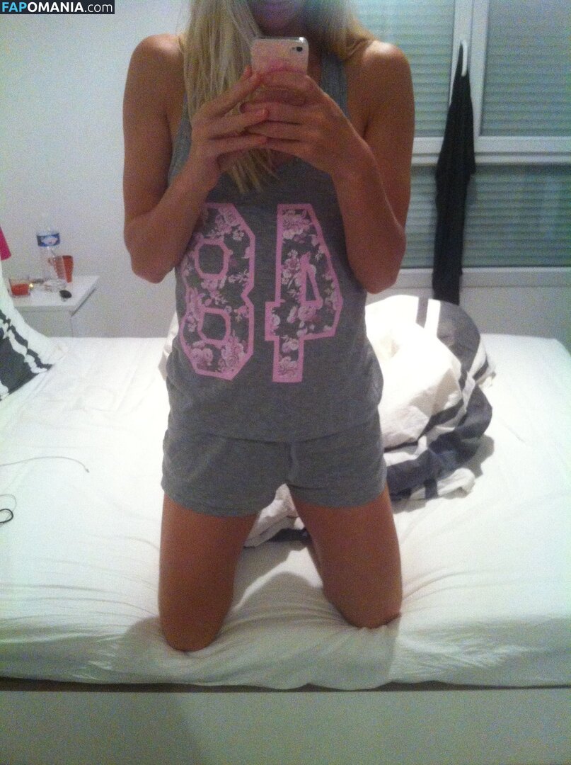 Sofia Jakobsson Meztelen Kikerült fotó #263