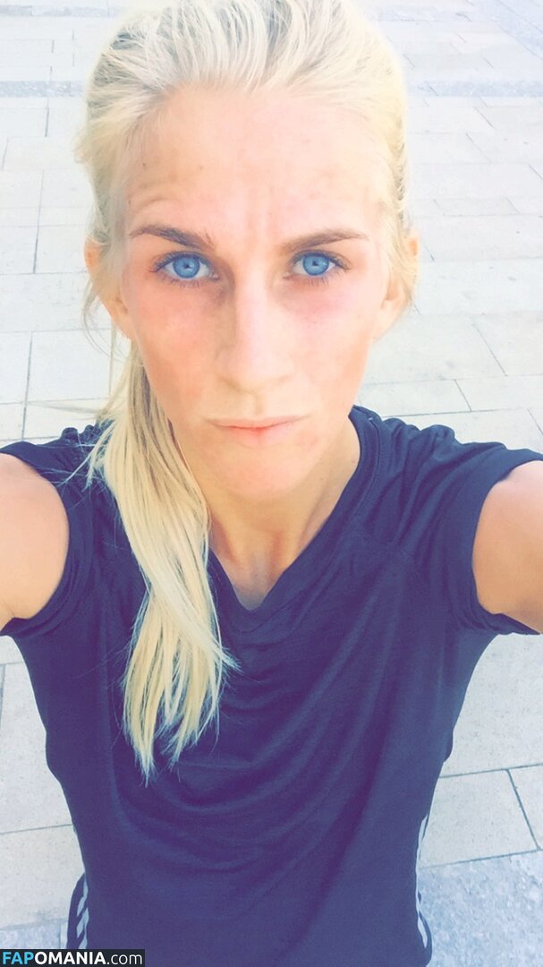 Sofia Jakobsson Meztelen Kikerült fotó #278