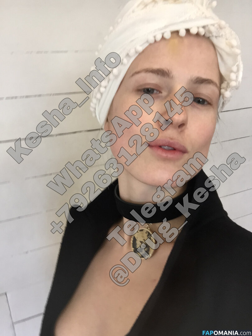 Sofya Ernst Aka Sonya Zaika Meztelen Kikerült fotó #83