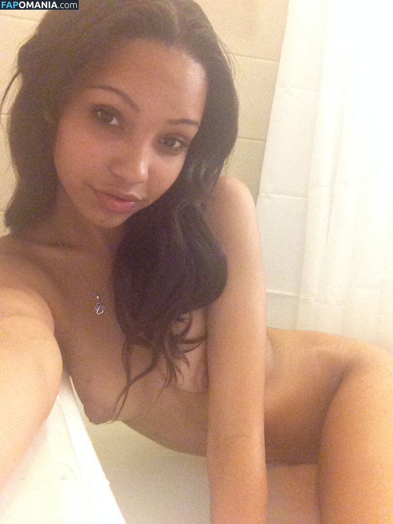 Staci Lyon Meztelen Kikerült fotó #8