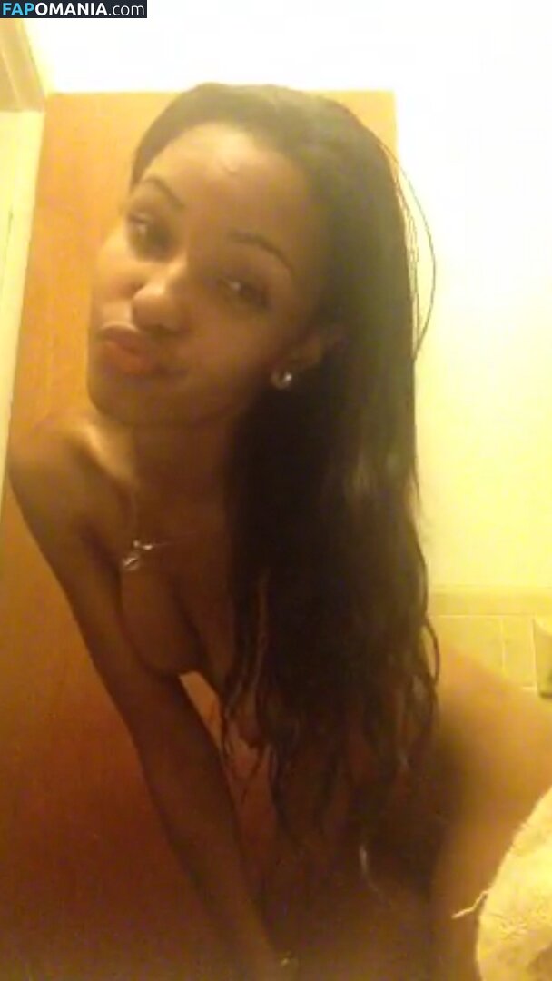 Staci Lyon Meztelen Kikerült fotó #22