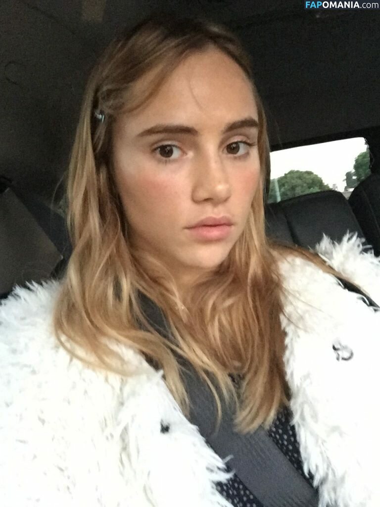 Suki Waterhouse Meztelen Kikerült fotó #40
