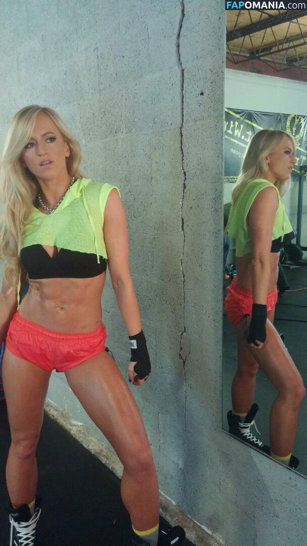 Summer Rae Meztelen Kikerült fotó #7