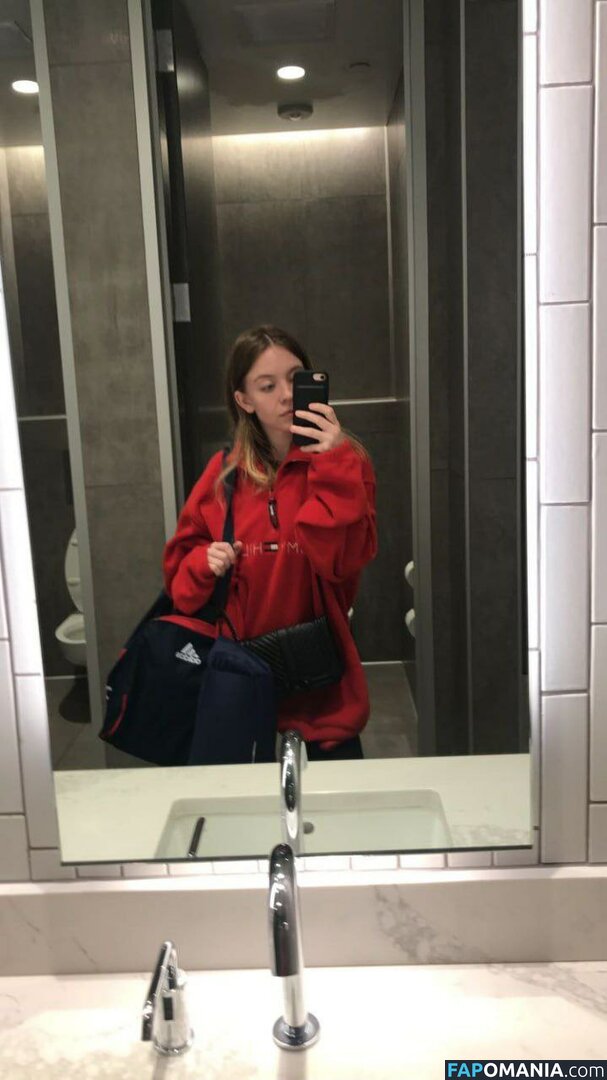 Sydney Sweeney Meztelen Kikerült fotó #4863