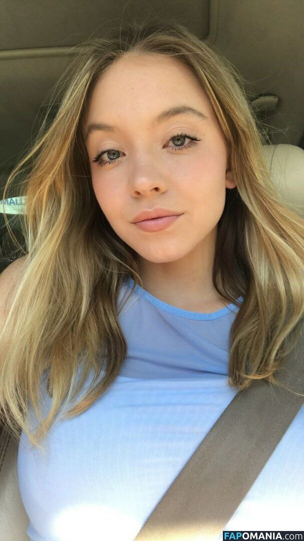 Sydney Sweeney Meztelen Kikerült fotó #4870