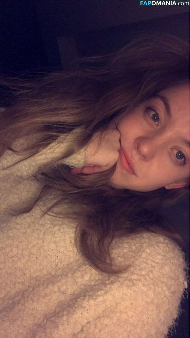 Sydney Sweeney Meztelen Kikerült fotó #4872
