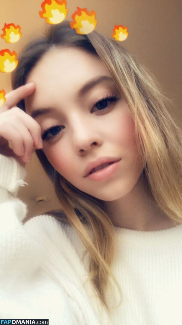 Sydney Sweeney Meztelen Kikerült fotó #4873