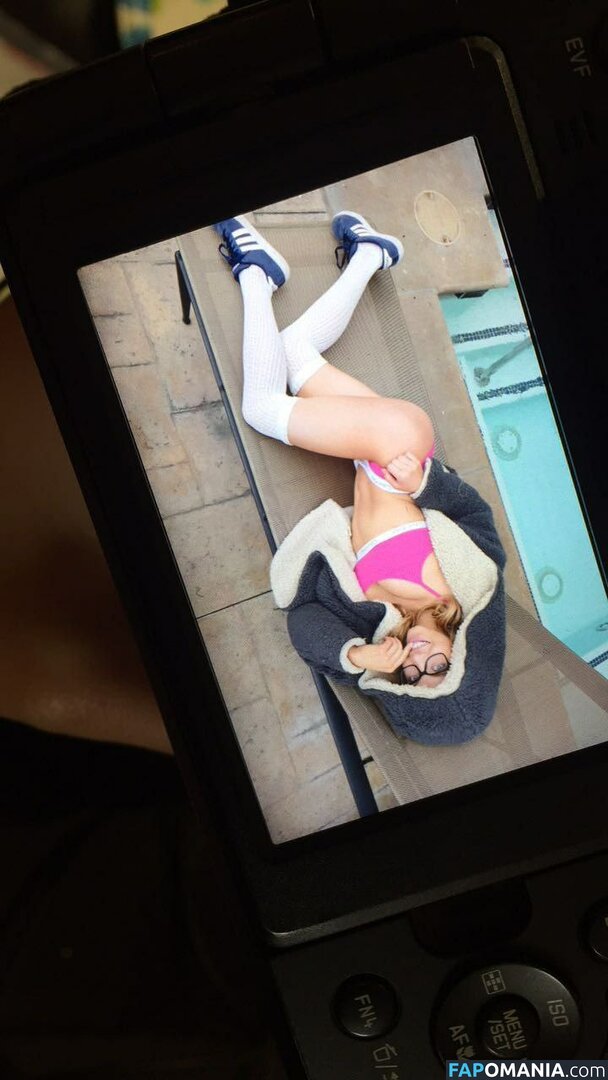 Sydney Sweeney Meztelen Kikerült fotó #4878