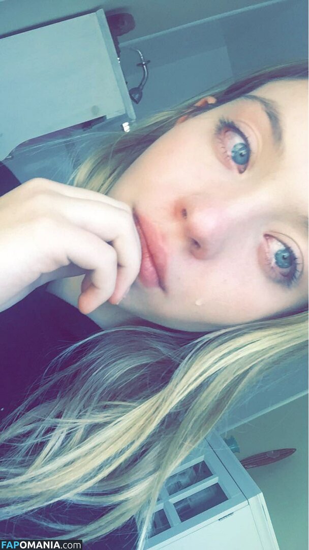 Sydney Sweeney Meztelen Kikerült fotó #4886