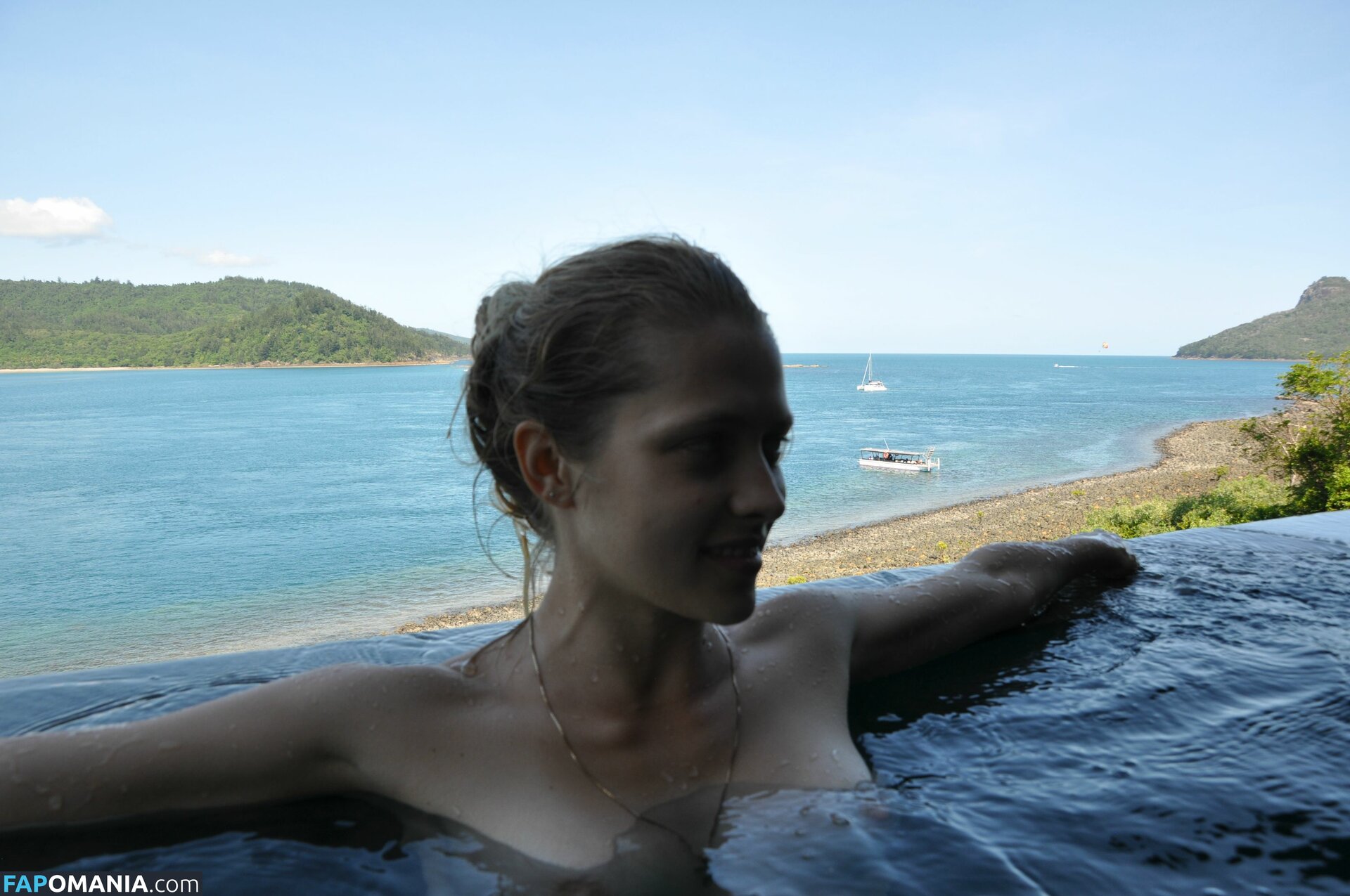 Teresa Palmer Meztelen Kikerült fotó #8