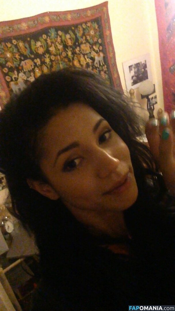 Vick Hope Meztelen Kikerült fotó #2