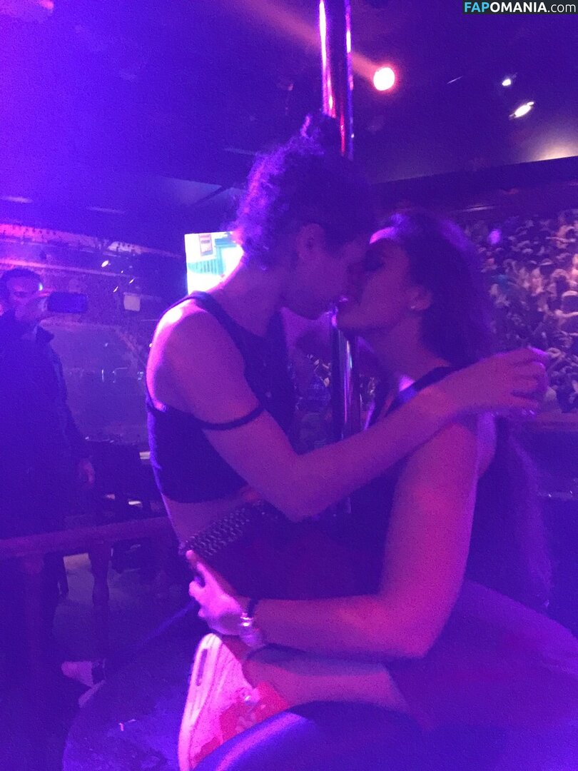 Vick Hope Meztelen Kikerült fotó #246