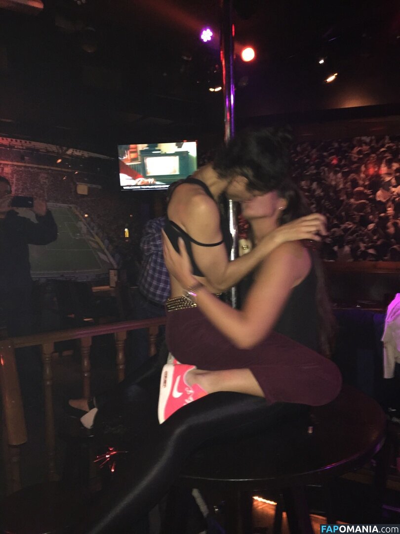 Vick Hope Meztelen Kikerült fotó #247