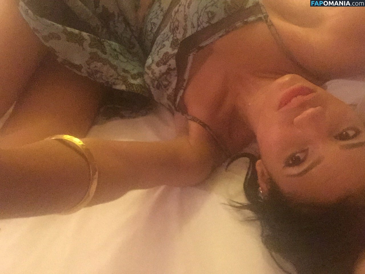 Vick Hope Meztelen Kikerült fotó #284