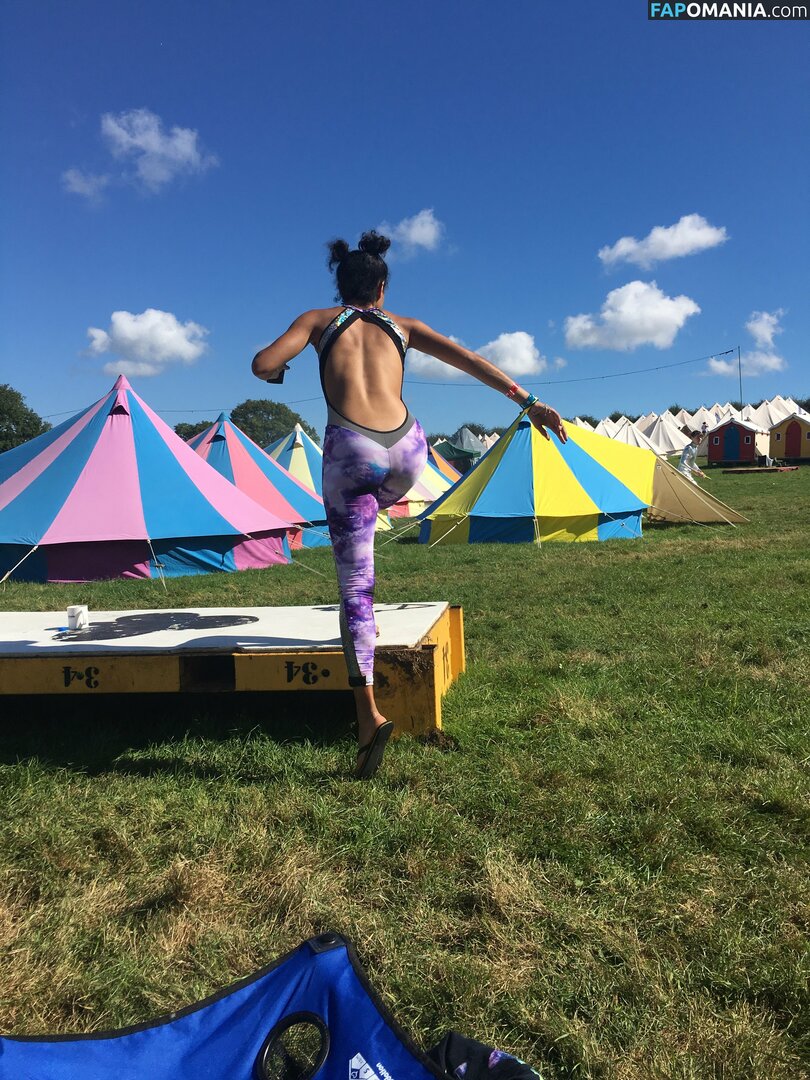 Vick Hope Meztelen Kikerült fotó #320