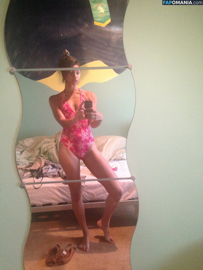 Vick Hope Meztelen Kikerült fotó #372