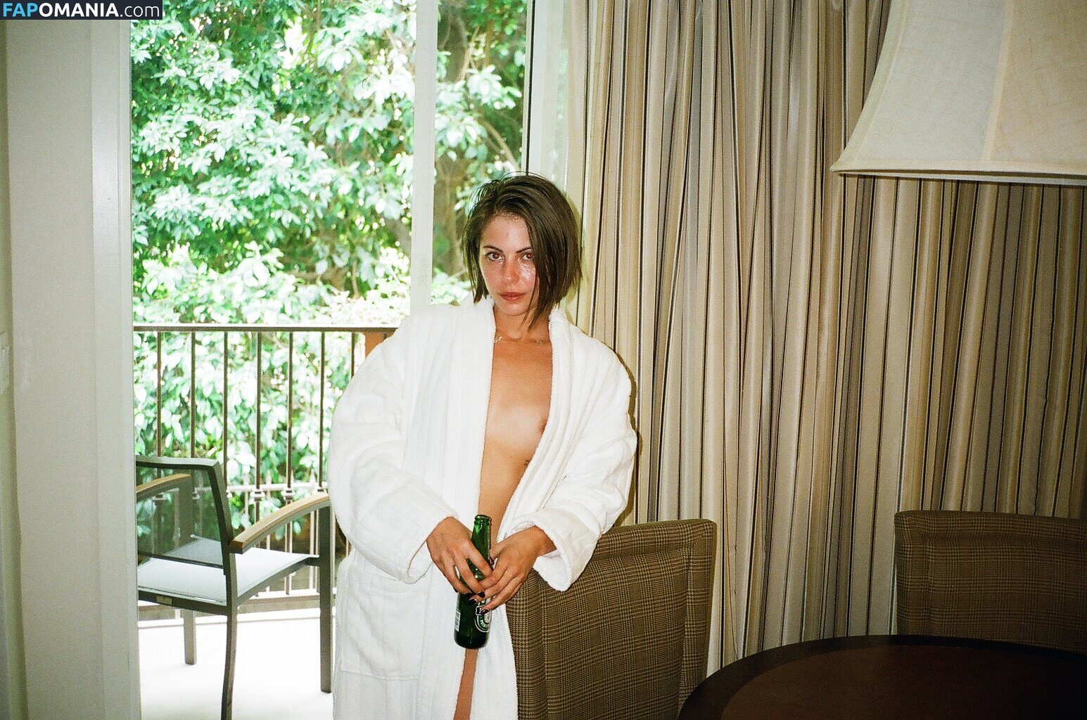 Willa Holland Meztelen Kikerült fotó #18