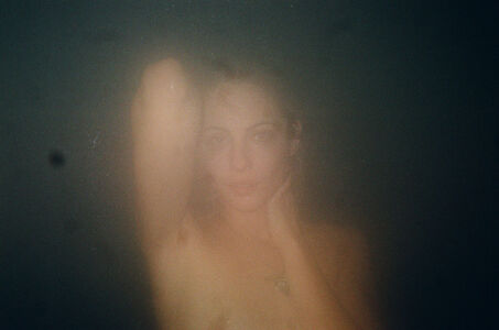 Willa Holland