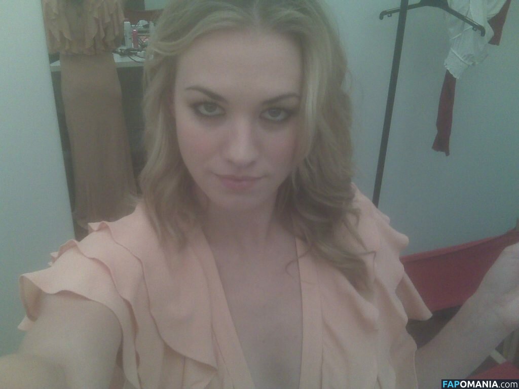 Yvonne Strahovski Meztelen Kikerült fotó #35