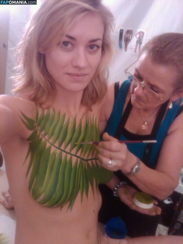 Yvonne Strahovski Meztelen Kikerült fotó #75