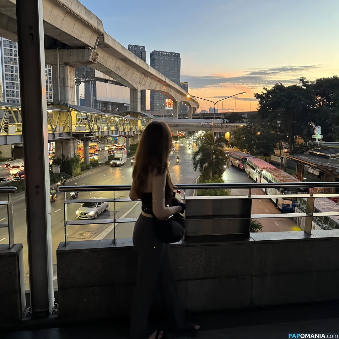 actuallyalisa / https: Meztelen OnlyFans  Kikerült fotó #2