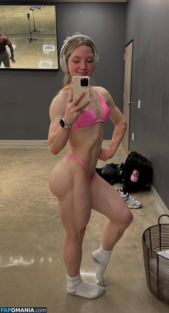 Addison Shields / addisonbrinley Meztelen OnlyFans  Kikerült fotó #5