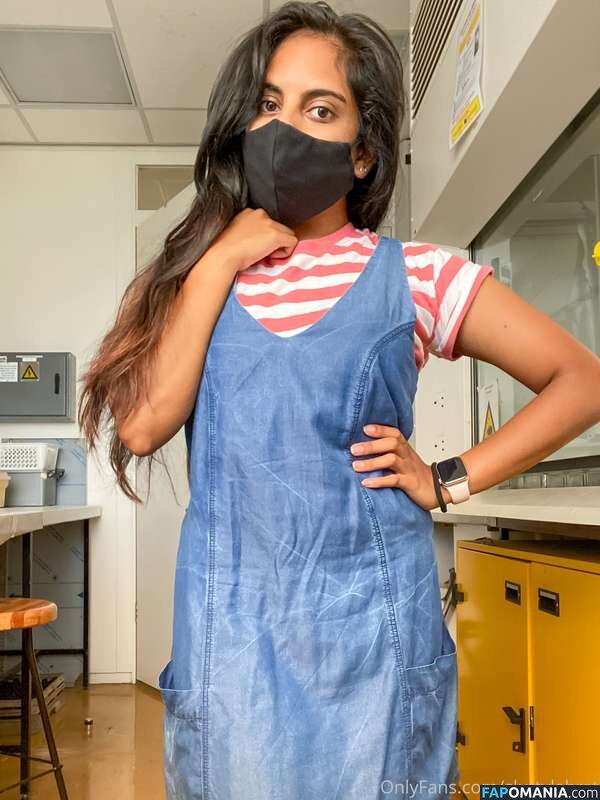 Adhana / sluttylabrat Meztelen OnlyFans  Kikerült fotó #15