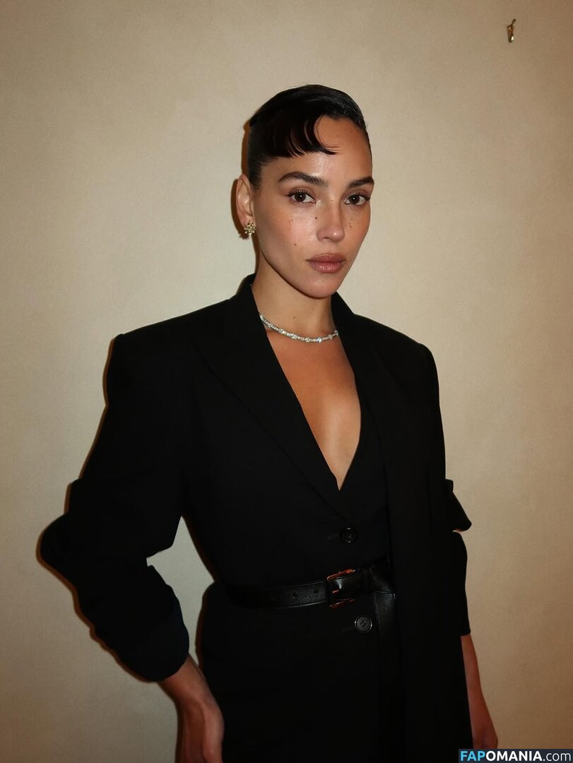 Adria Arjona / adriaarjona Meztelen OnlyFans  Kikerült fotó #4