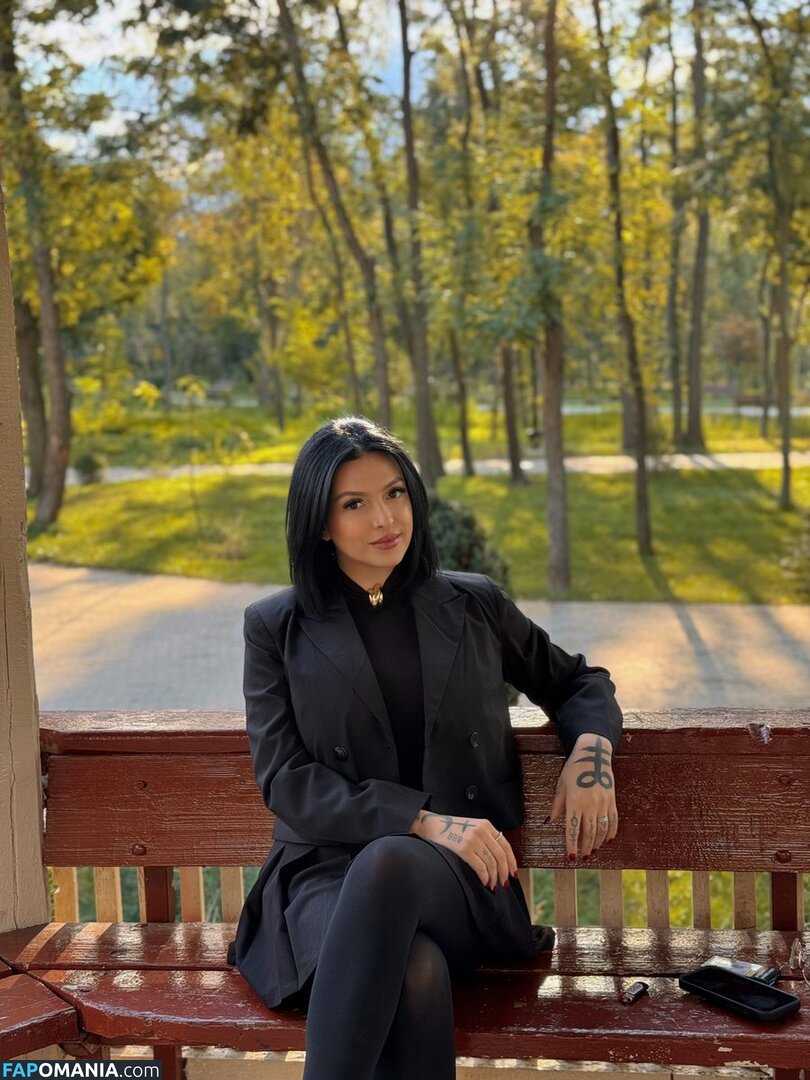 Adriana Donici Meztelen OnlyFans  Kikerült fotó #3