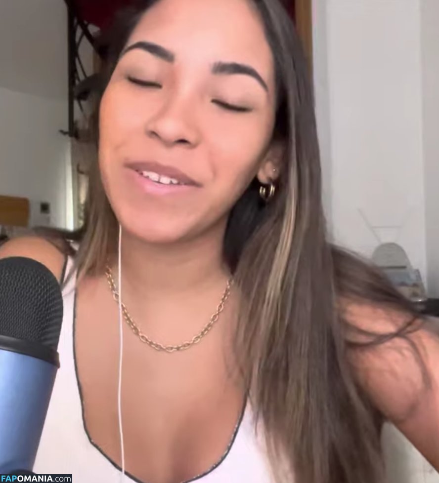 ASMR Adriana / Adriana Verastegui / adriadri / adrianaverastegui_ Meztelen OnlyFans  Kikerült fotó #6