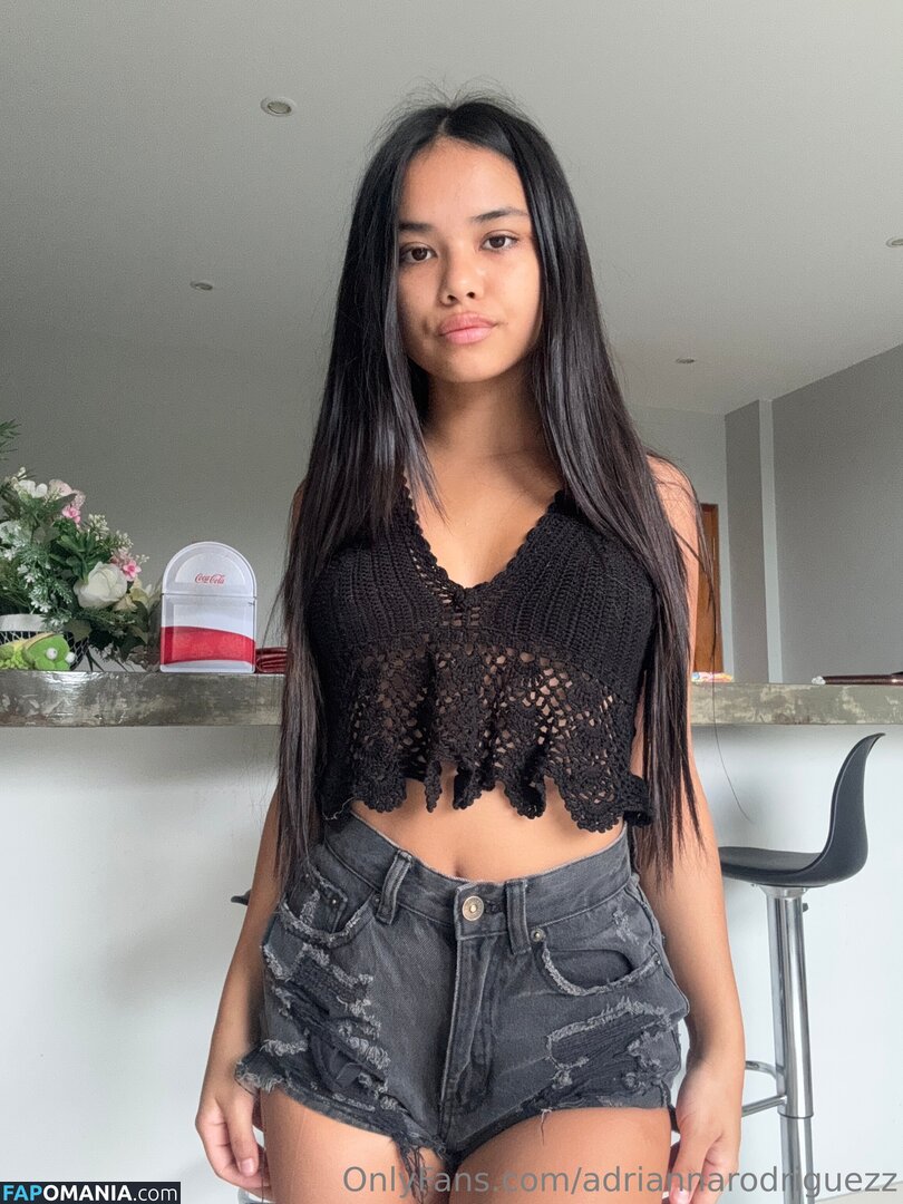 adriannarodrgz / adriannarodriguezz Meztelen OnlyFans  Kikerült fotó #11