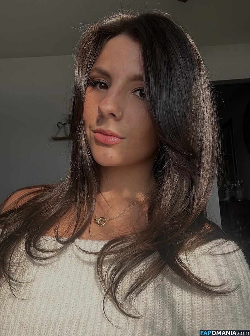 adrienmarket Meztelen OnlyFans  Kikerült fotó #2