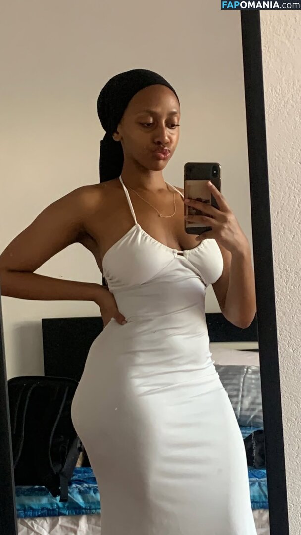 African Booty Meat / curvyandnatural Meztelen OnlyFans  Kikerült fotó #1
