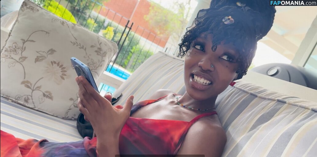 AfricanCasting / Africansextrip / Latinafucktour / africanfucktour / blackfucktour / casting_za / castingafrica / facefucktour Meztelen OnlyFans  Kikerült fotó #2