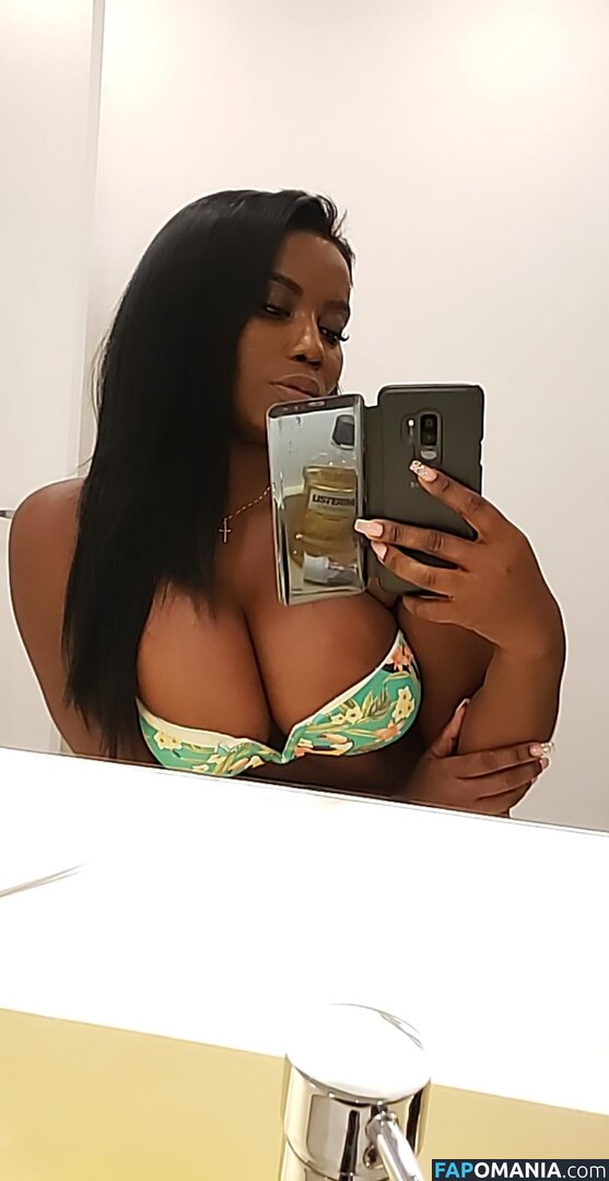 Afrolatina / afrolatinas_ / ebony latinas Meztelen OnlyFans  Kikerült fotó #12