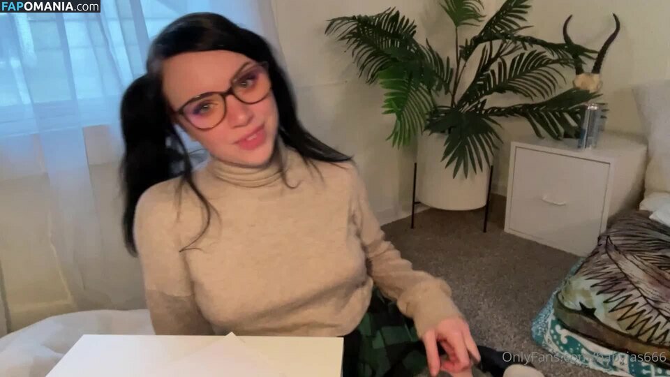 Ahptik / babyjas666 / babyjascb / girlfriends.girlfriend Meztelen OnlyFans  Kikerült fotó #108