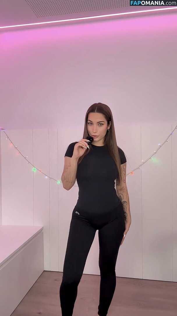 GiveMeSalmon / acumagirl / akumagirrl / littlelai Meztelen OnlyFans  Kikerült fotó #4