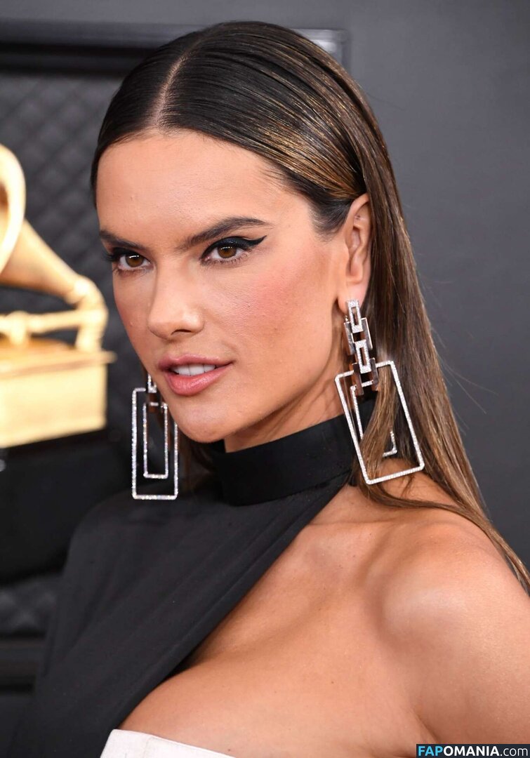Alessandra / Alessandra Ambrosio / aleambrosio / alelovesanja / alessandraambrosio / https: Meztelen OnlyFans  Kikerült fotó #1598