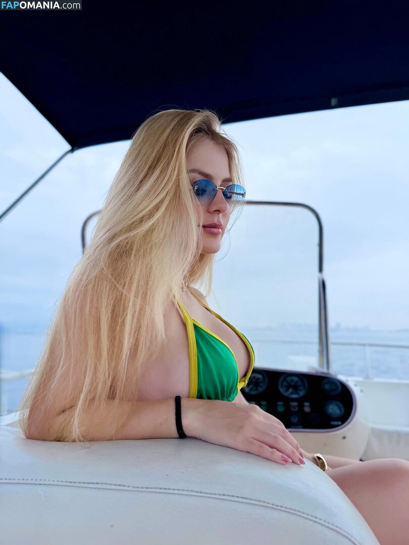 Alessandravieira / alessvieira Meztelen OnlyFans  Kikerült fotó #2