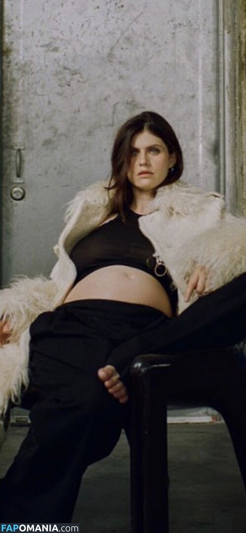 Alexandra Daddario / alexandradaddario Meztelen OnlyFans  Kikerült fotó #2009