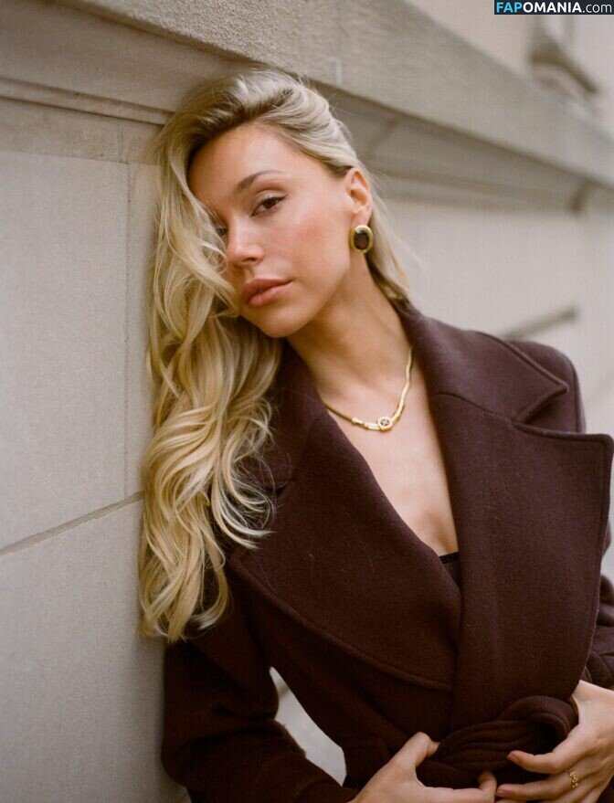 Alexis Ren / alexisren / alexisreng / alexxissren Meztelen OnlyFans  Kikerült fotó #1026