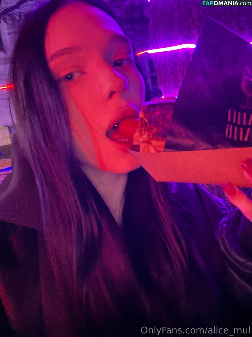 alice_mul / l_amulette Meztelen OnlyFans  Kikerült fotó #27