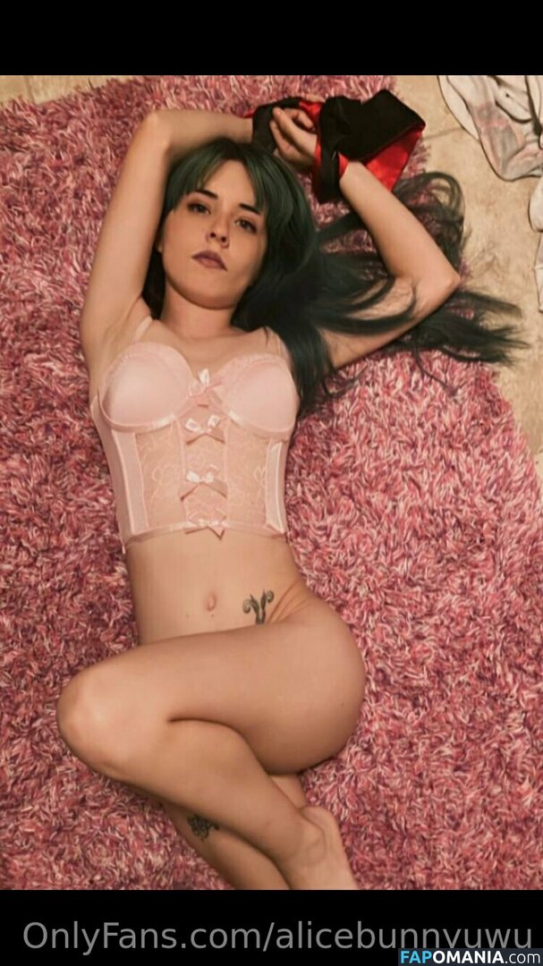 alicebluwu / alicebunnyuwu Meztelen OnlyFans  Kikerült fotó #14
