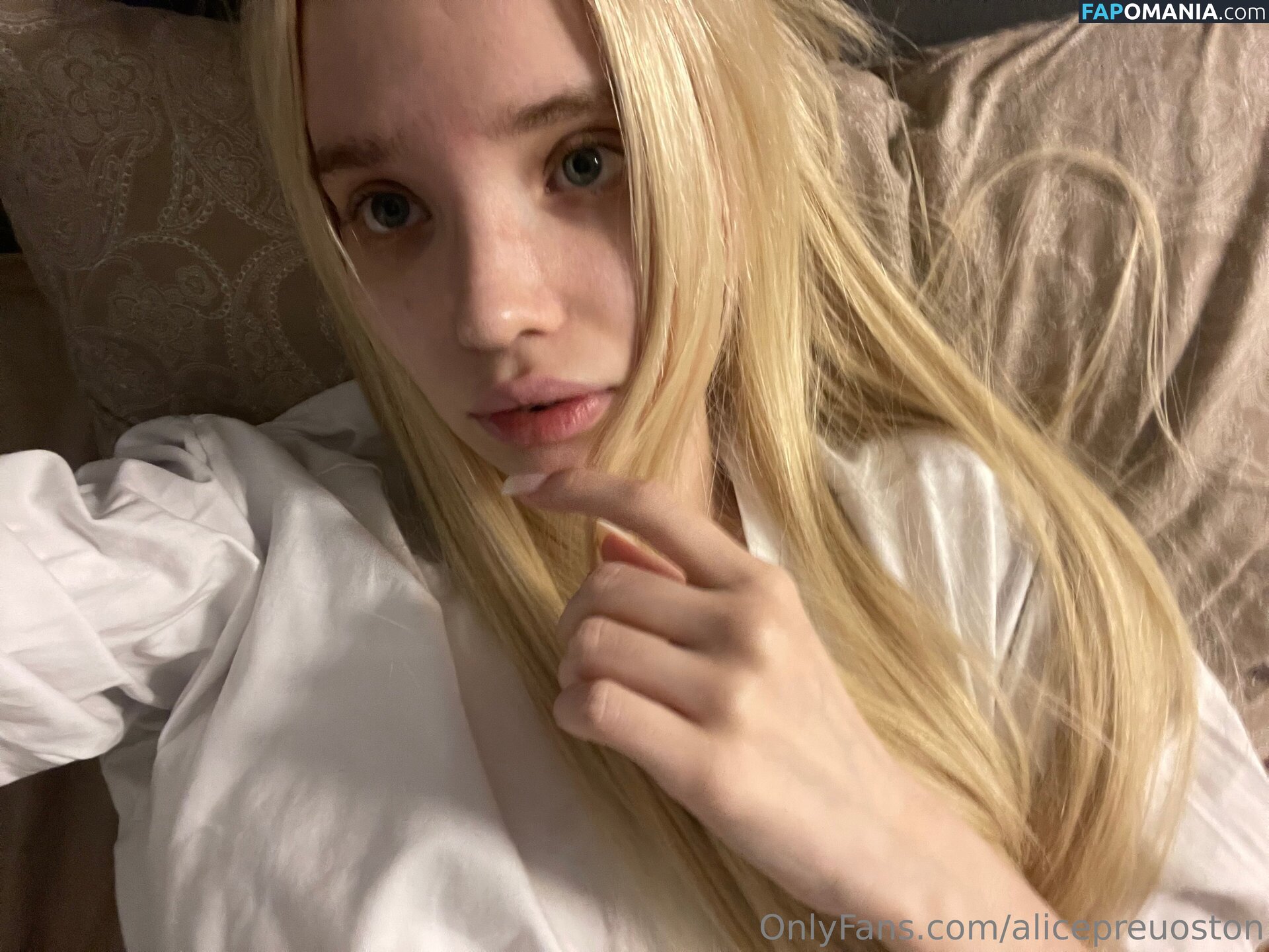 alicepreuoston / desert_roses113 Meztelen OnlyFans  Kikerült fotó #2