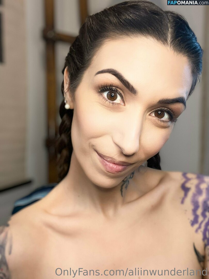 aliinwondrland / aliinwunderland Meztelen OnlyFans  Kikerült fotó #10