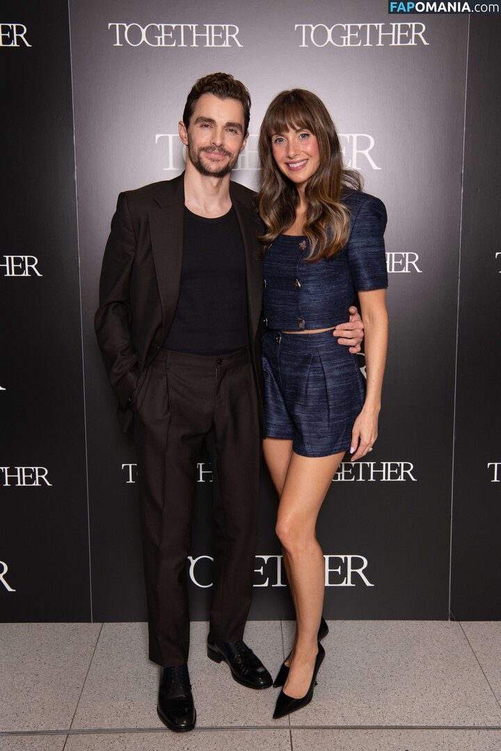 Alison Brie / alisonbrie Meztelen OnlyFans  Kikerült fotó #24