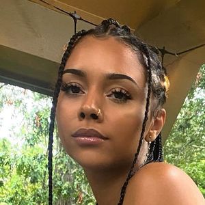 Alix Lapri