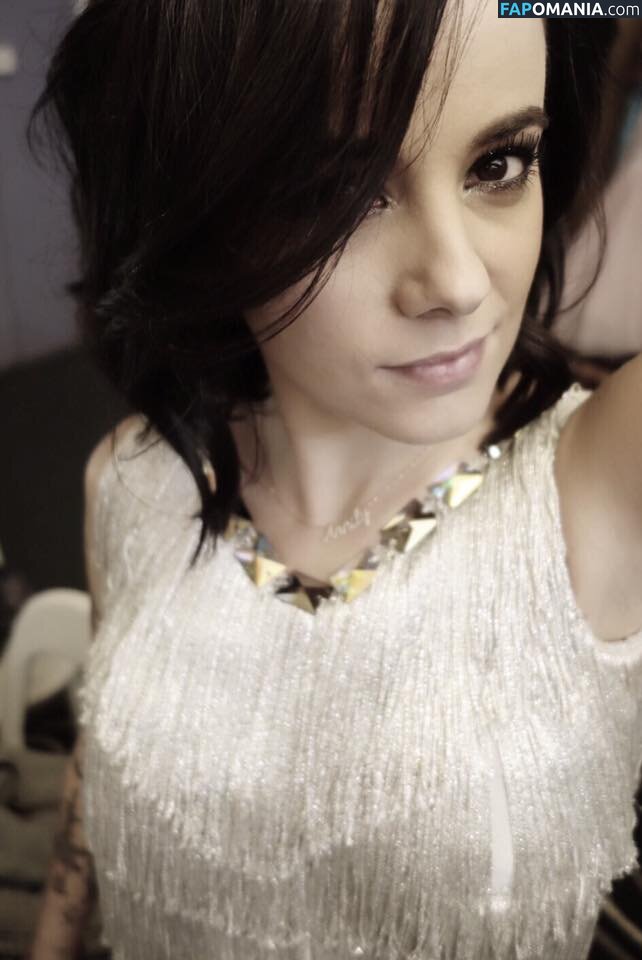 Alizee / alizeeofficiel / alizeesanzeth Meztelen OnlyFans  Kikerült fotó #5