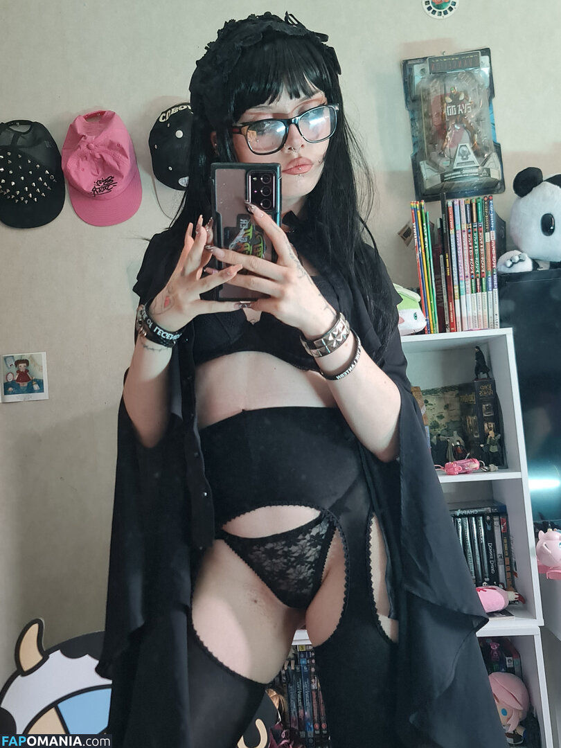 +:｡.ruby ʚ ♡ ɞ ⋆ ✧.｡ / allmyheartbear / myarykerx / usakumyawhore / usakyumawhore Meztelen OnlyFans  Kikerült fotó #13