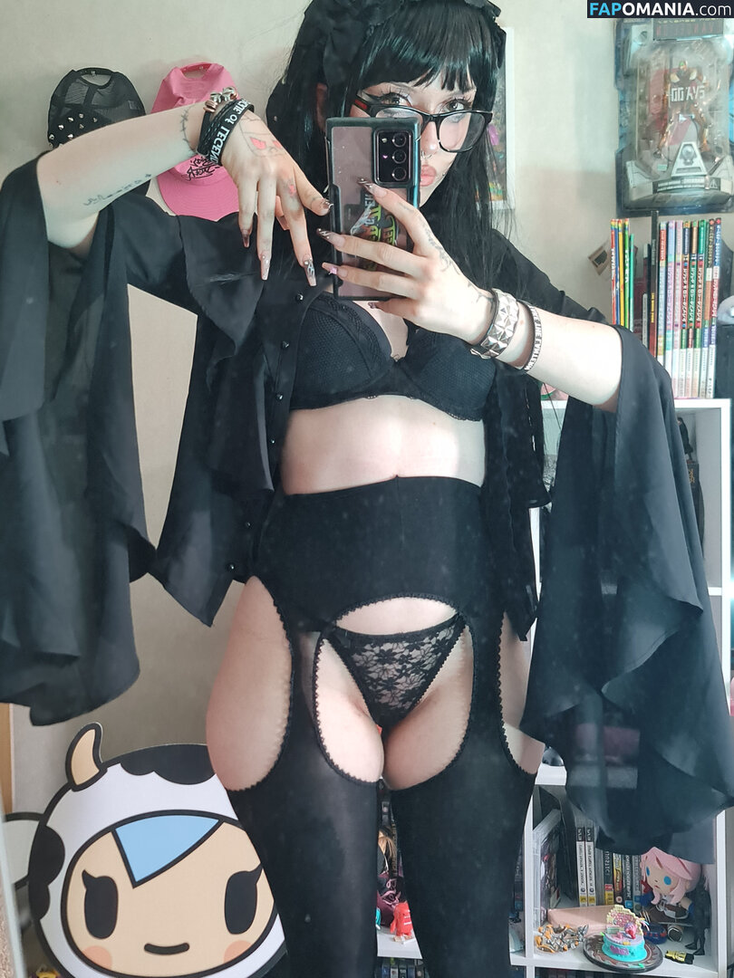 +:｡.ruby ʚ ♡ ɞ ⋆ ✧.｡ / allmyheartbear / myarykerx / usakumyawhore / usakyumawhore Meztelen OnlyFans  Kikerült fotó #19